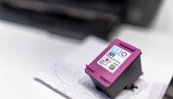 Kağıt Sıkışması Sorununu Çözmek: Epson, Canon, HP ve Brother Yazıcıları İçin Uzman Rehberi
